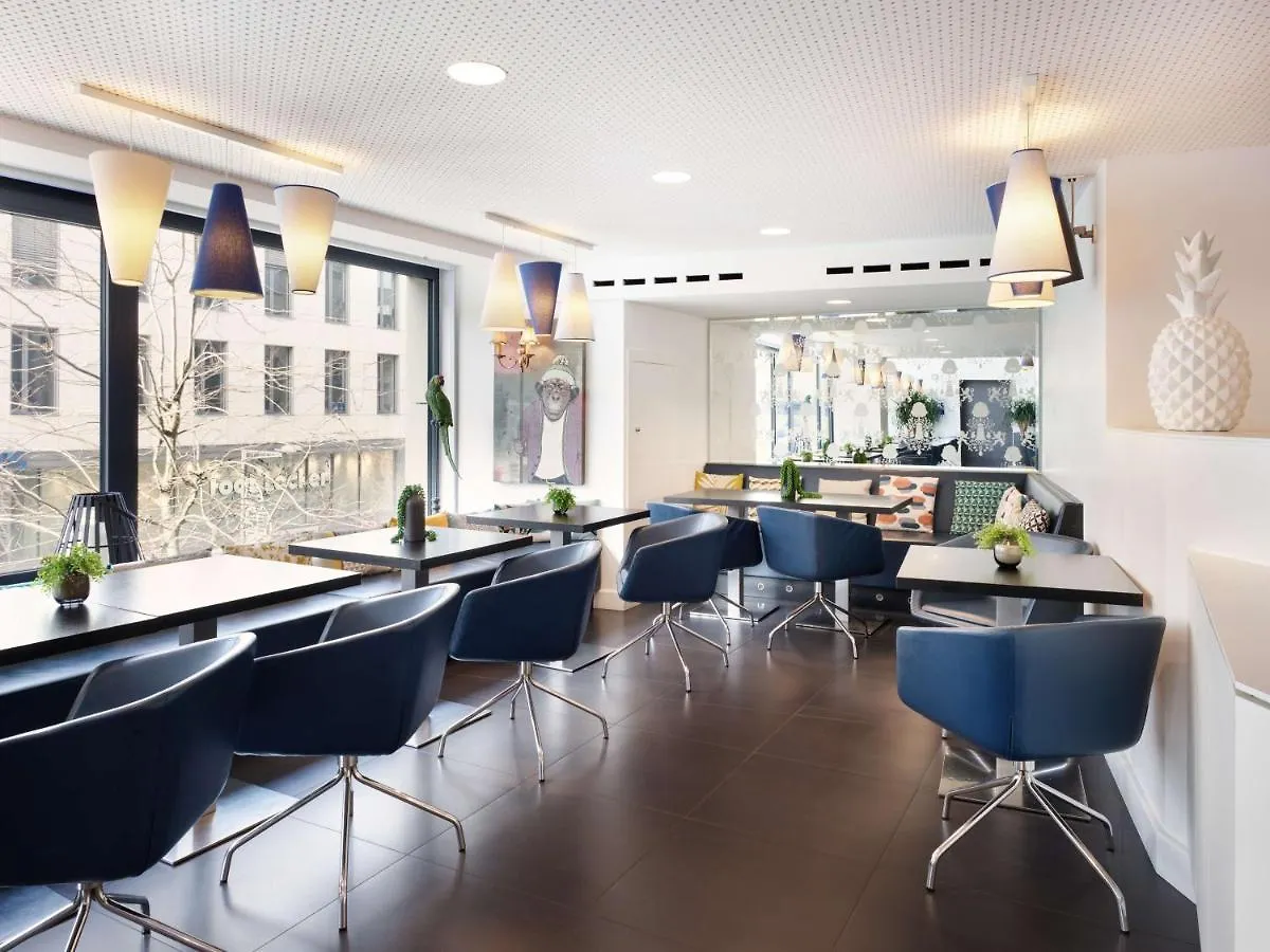 Park Inn By Radisson Luxembourg City 3*,